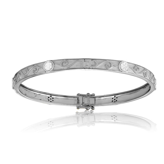 Sterling Silver 0.30ct TDW White Diamond 7 Inch Bangle Bracelet